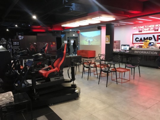 VR서바이벌 게임장 캠프VR, 미세먼지 없는 실내 데이트 코스로 주목