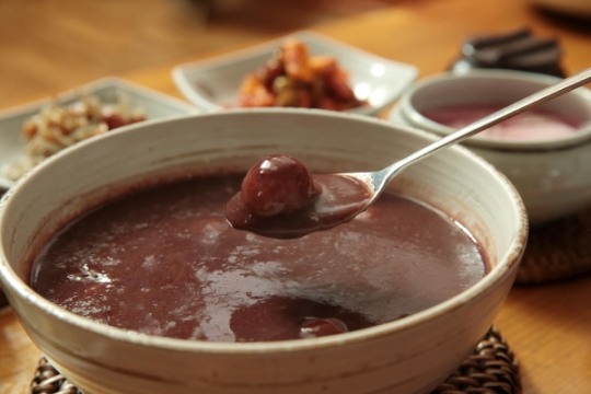의왕맛집 콩지팥찌, “원조 팥죽과 칼국수 즐겨보세요”