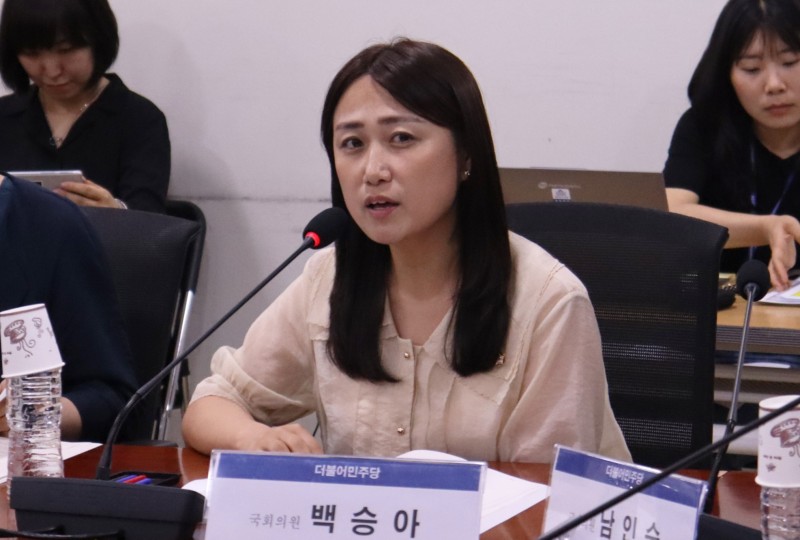 군의관·공보의로도 메워지지 않는 지역 소아청소년 진료