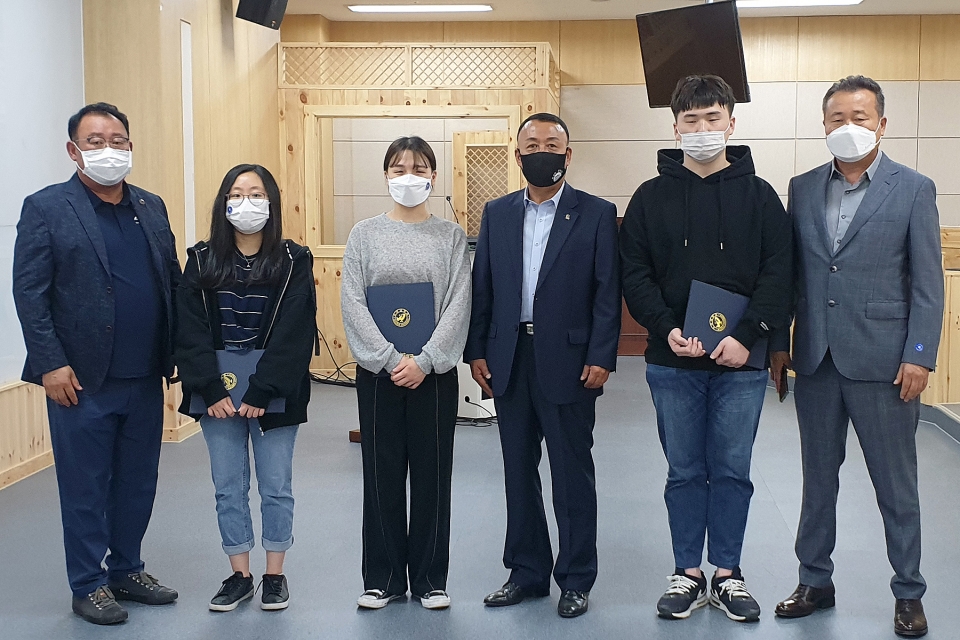 우석대 제3기 글로벌최고경영자과정 후배사랑 장학금 전달