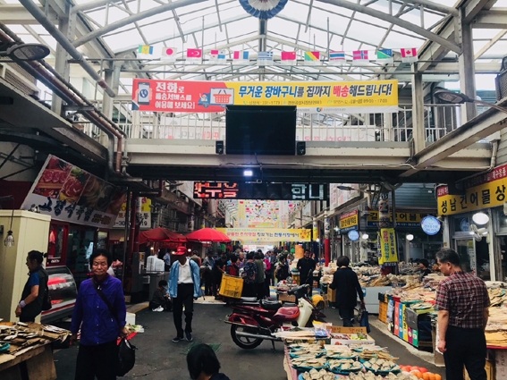 ˝추석명절엔 인심 좋고 정 넘치는 영천장 오이소˝
