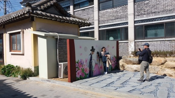 경주 황리단길 품은 황남동행정복지센터 ˝뚝심 있는 사명감으로 신라미소 닮을게요˝