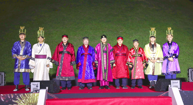 신라왕 태평성대 염원 담은 화려한 부활에 관중들 열광