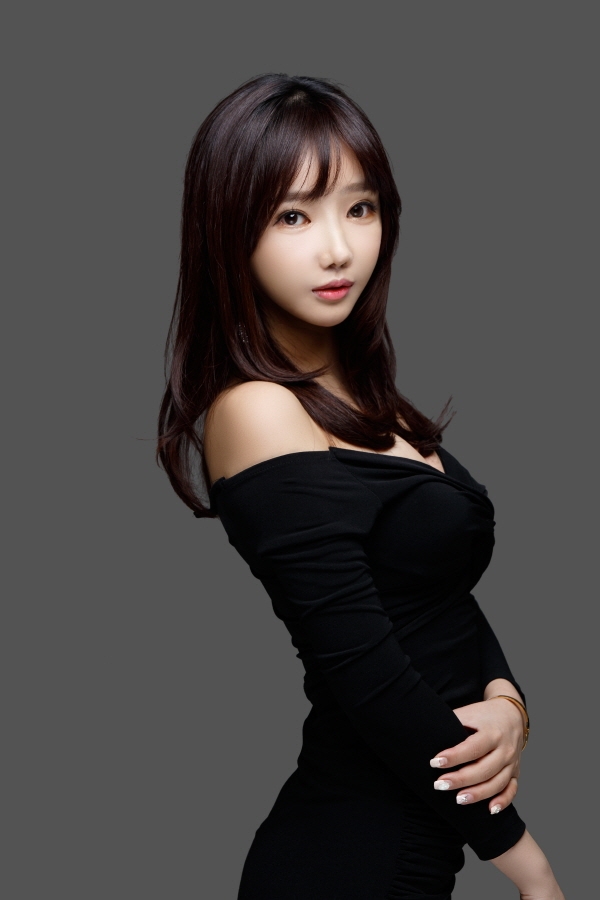 박세미에서 진아림으로 매혹적인 섹시한 매력 어필