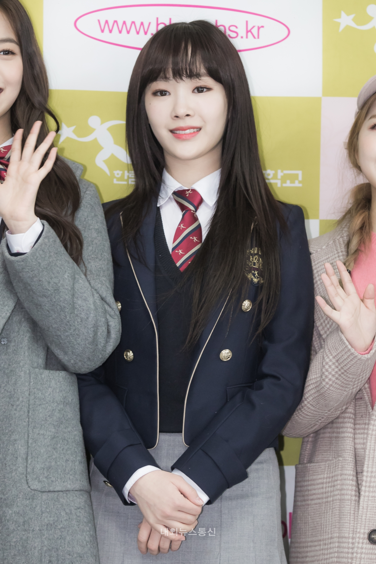 [포토] 공원소녀(GWSN) 앤 오늘은 검은머리 (한림연예예술고등학교 졸업식)