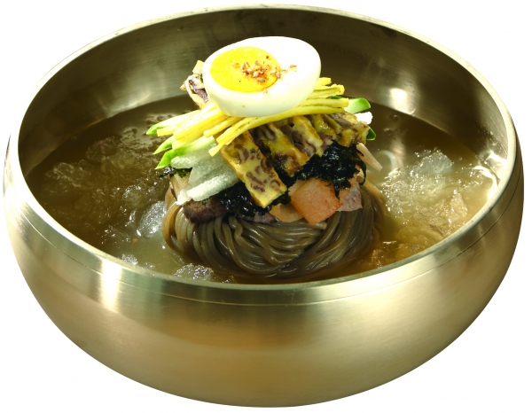 용인 냉면 맛집 진주옥냉면, 직접 반죽한 메밀면으로 고객 입맛 사로잡아 화제