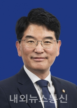 박완주 의원, 지방 국·공립대 무상교육 공론화