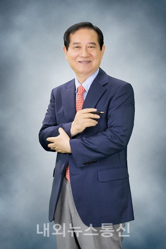 [인터뷰] 에프에이테크 김종일 회장 스토리, 건설혁신과 친환경 사업으로 대한민국이 건강해 지길