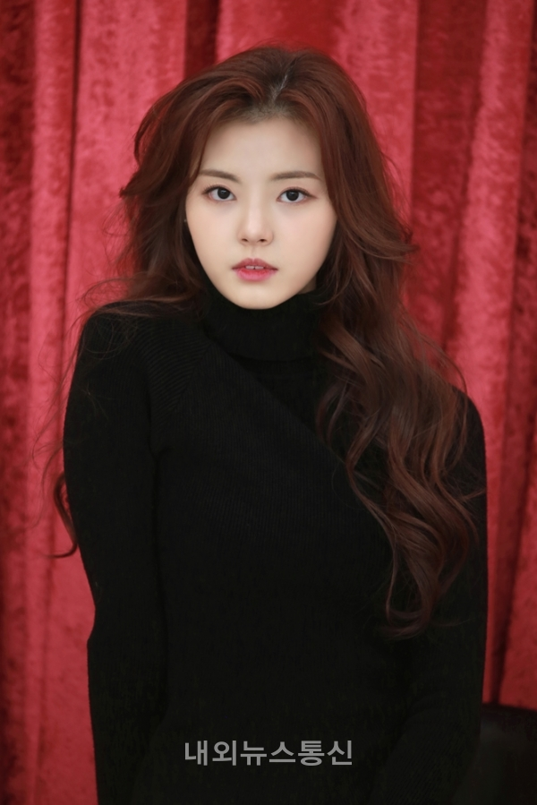 홍예지, 바를정엔터테인먼트와 전속계약 체결