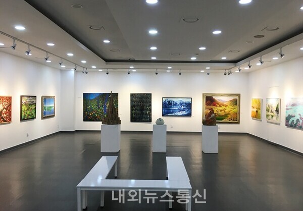 충주중원문화재단 충주아트로드 2021 순회 전시 성료