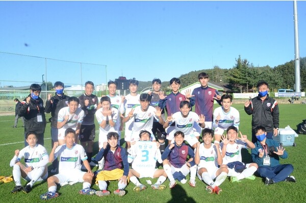 저력 발휘한 시흥시민축구단, 평창 4-1으로 잡고 2위 사수!