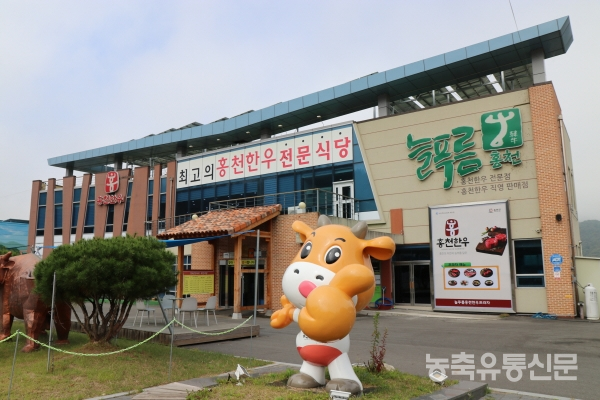 [인터뷰-신재영 늘푸름홍천한우 대표이사] 한우농가 대외적 풍파에 견딜 수 있는 안전장치 필요