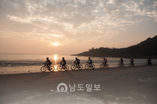 사이클링 신안 2018 대회 인기폭발