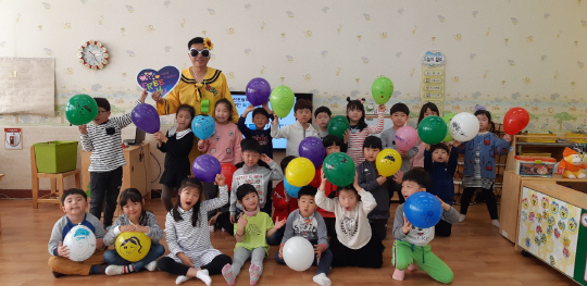 김용식 나바시 15분 대표, 미산초 병설유치원서 나눔교