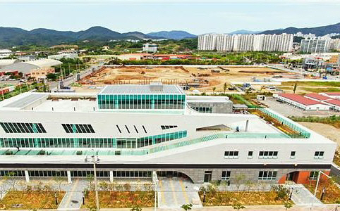 혈세 222억 들인 광양수산물유통센터, 개장 오리무중 빈축