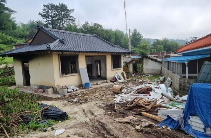 광주고려인마을, 홀몸 여성 노인을 위한 쉼터 개보수 공사 한창