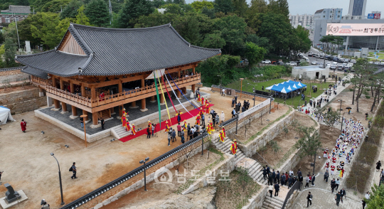 광주 대표 누각 희경루 157년 만에 중건