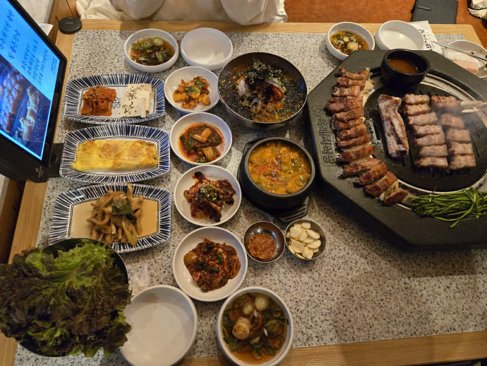 [남도 맛집-봉선동 옥돼지식당]육즙 가득 프리미엄 한돈에 빠지다