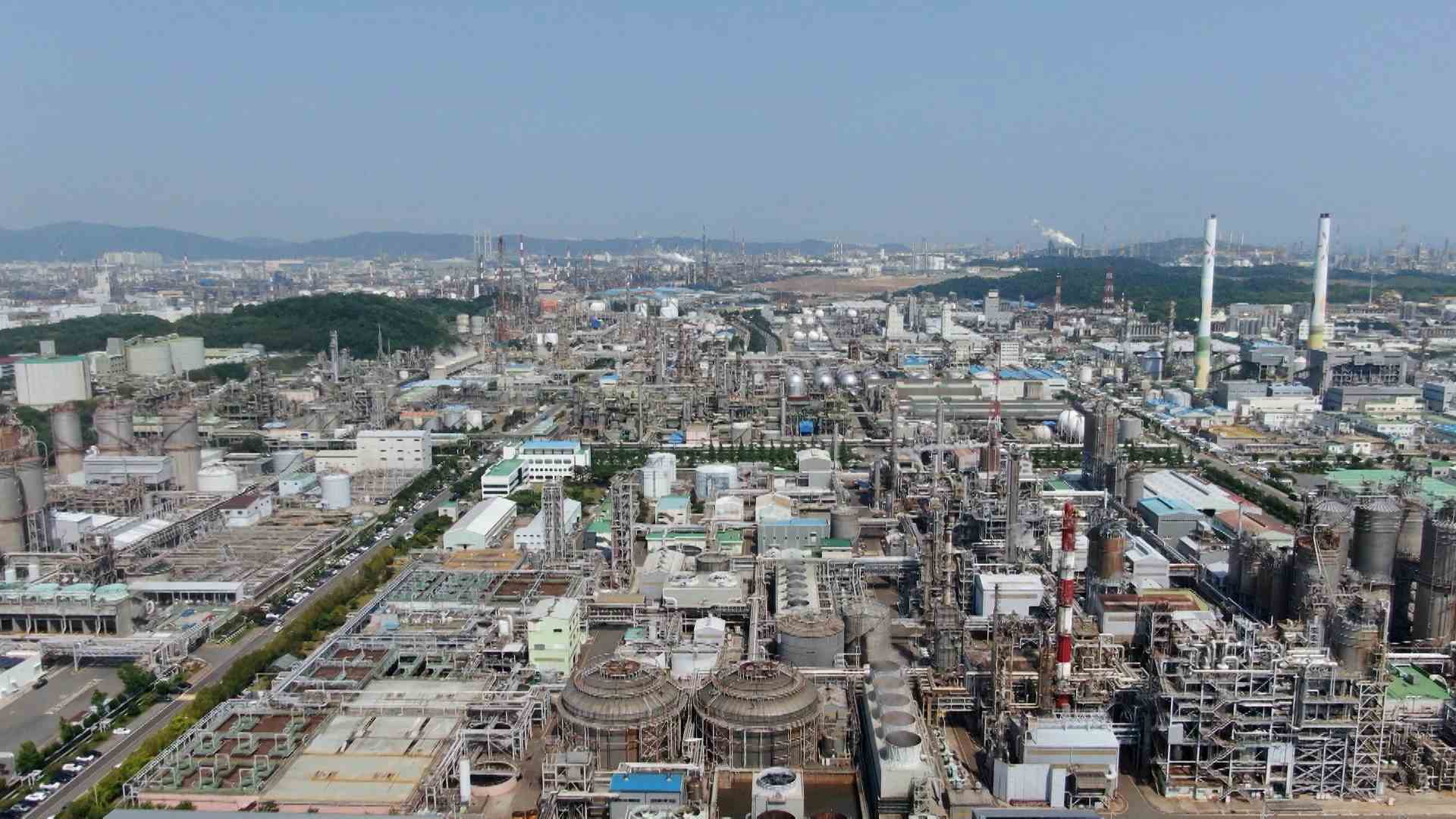정부, 위기의 석유화학 다음달 구조조정 착수