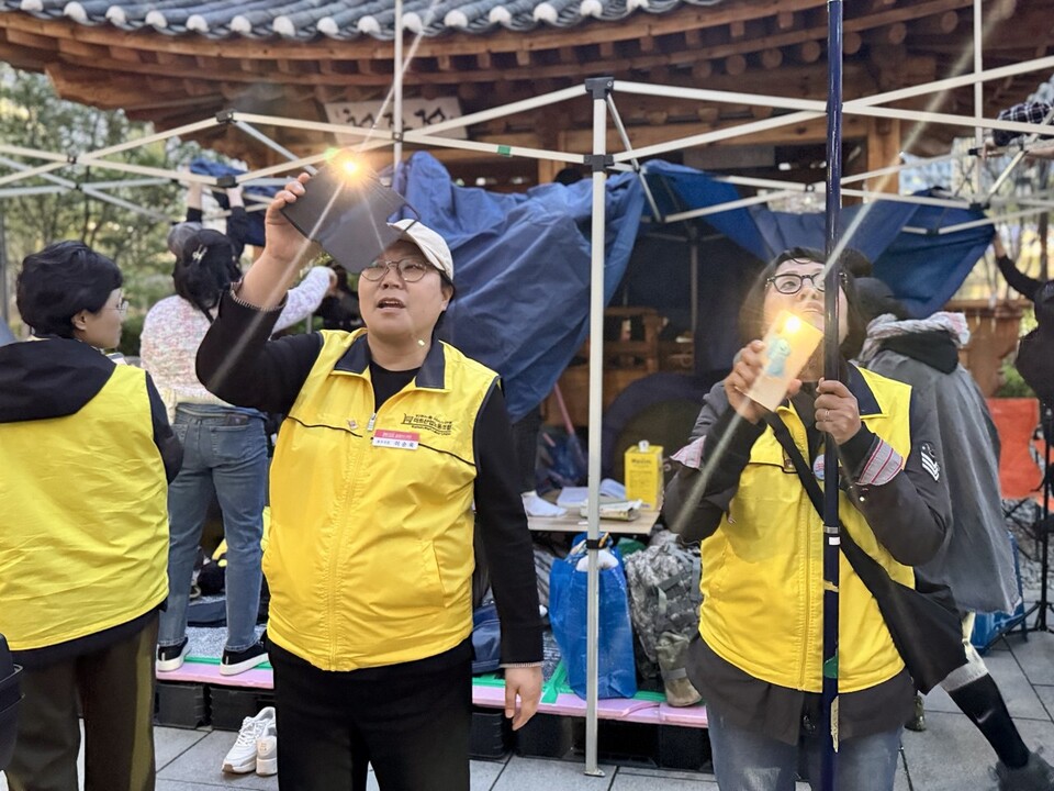 천막하나 뺏긴다고 우리는 멈추지 않는다. 홈플러스 농성장 침탈 규탄대회 열어