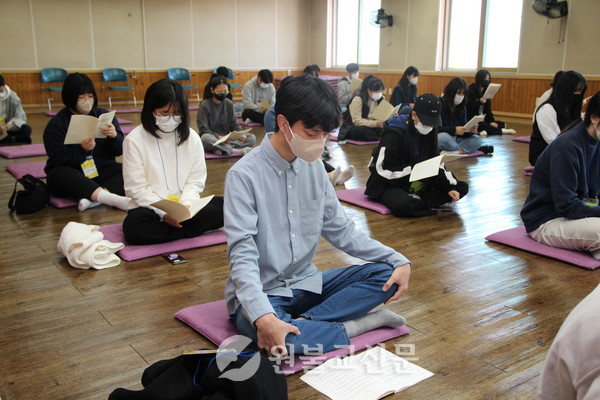 꾸준한 신성회 활동, 서원의 힘 돼