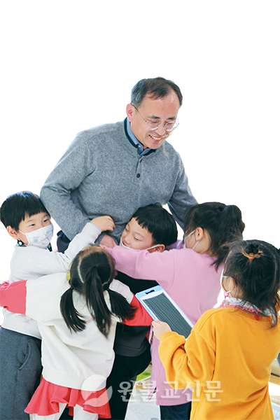 [여기, 은혜로운 당신] 김광훈 남해원광어린이집원장- 섬 집 아기 돌보는 남쪽 바다의 요람