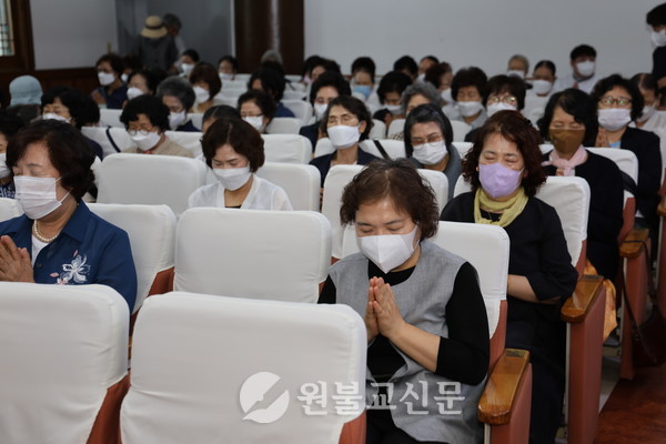 서로 근본 되는 자력과 타력신앙 아울러야