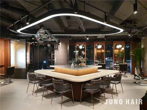 준오헤어 강남 우성점 내추럴한 새로운 공간으로 리뉴얼 오픈