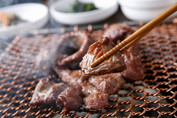 고기 구울때도 전략이 필요해!…돼지 1마리에서 겨우 300~400g 나오는 갈매기살 맛있게 굽는 법