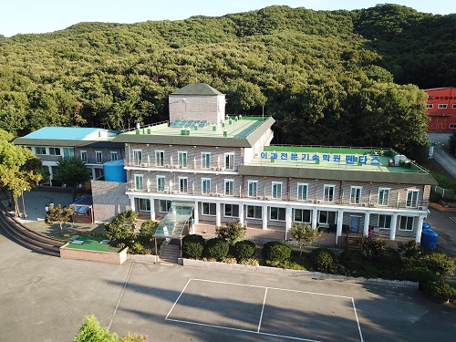 이과남학생전문기숙학원 펜타스 수학/과학 차별화 프로그램으로 재수정규반 모집
