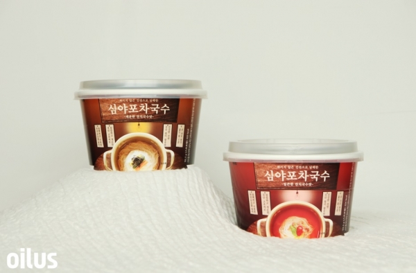 오일러스 포장마차 추억의 맛 재현한 심야포차국수 2종 출시