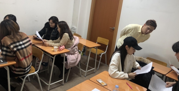 천안영어학원 팀영어학원, 교육 커리큘럼 확대 개편으로 개인별 맞춤형 수업 인기