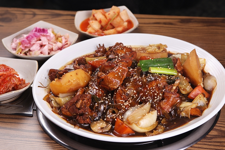 [여름 보양식] 삼계탕 말고 안동닭은 어때?…알토란·만물상·백종원 찜닭 만드는 법은?