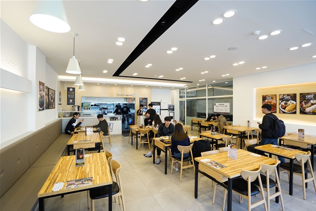 ‘돈까스’ 타협하지 않는 맛의 비결, 끊임없는 R&D의 결과물