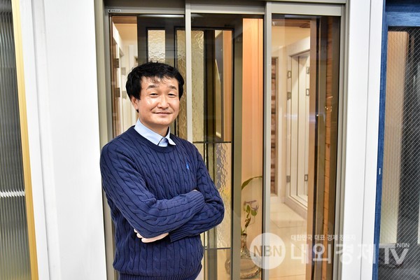 중문 인테리어 업체 (유)송림테크, 3연동 자동 중문 선보여