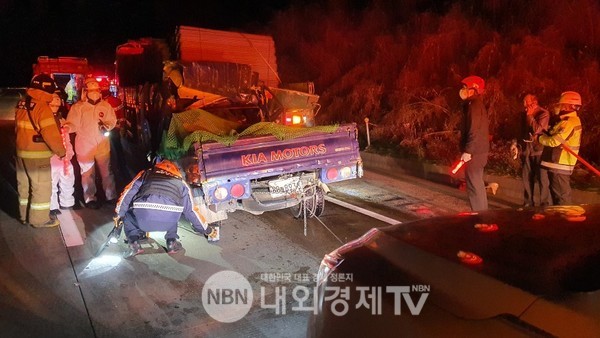 고속도로 화물차 추돌......운전자 사망