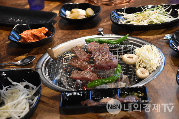 한우명가 해운대 재송점 오픈, 100% 국내산 소고기 구이 맛보세요