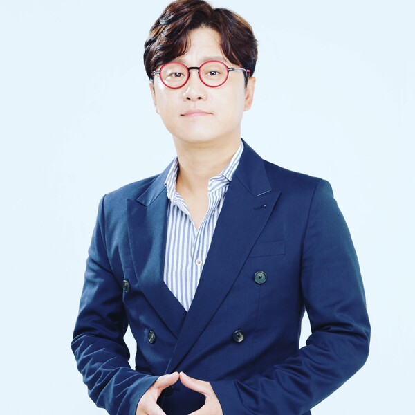 매거진 더홀덤, 김학도와 매니지먼트 계약 체결…홀덤 산업 홍보 앞장