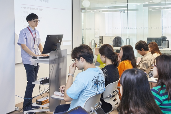 유학 선배가 알려주는 美 대입 전략…학생·학부모 귀 쫑긋 