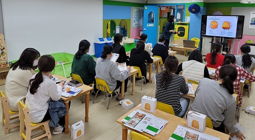 ㈜토이트론 퓨처코딩 연구소, 유아교육기관 교사 교육 실시