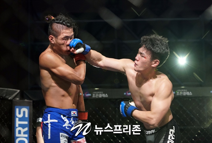 [포토] 오수환, 정통으로 꽂힌 주먹~(엔젤스파이팅07)