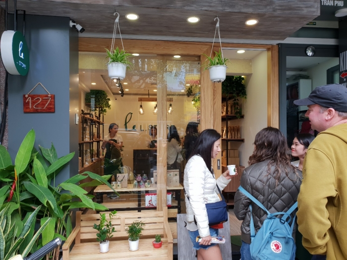 엘스토어 위즐커피, 다낭 쇼핑리스트 선보이며 주목