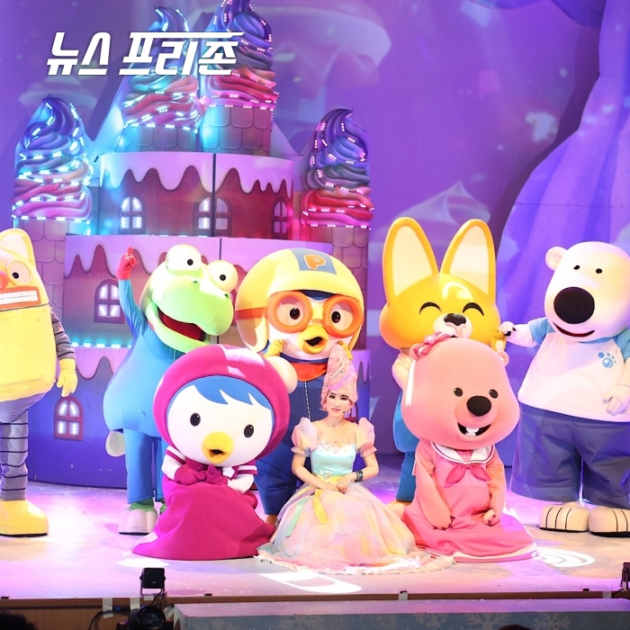 가족 뮤지컬 <아이스크림 왕국의 뽀로로와 친구들>  성황리에 열려!