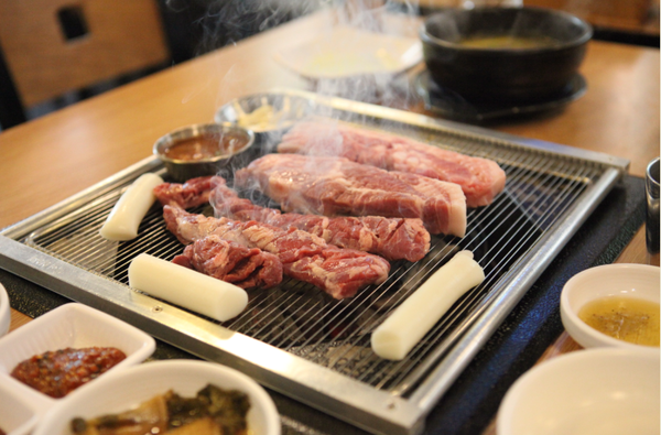 신당역 맛집 숫불직화구이 화돈가 개업 5주년 감사 이벤트 열어