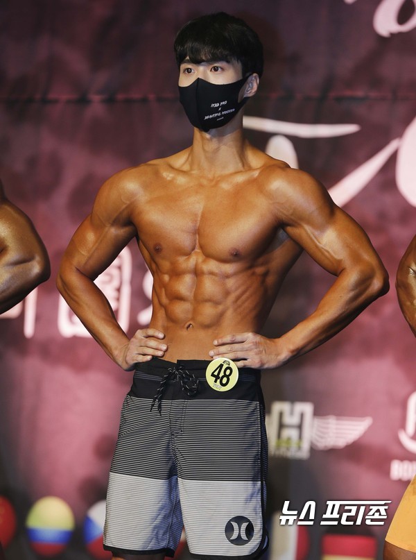 [NF포토] 김선욱, 선명한 복근(WNBF KOREA)