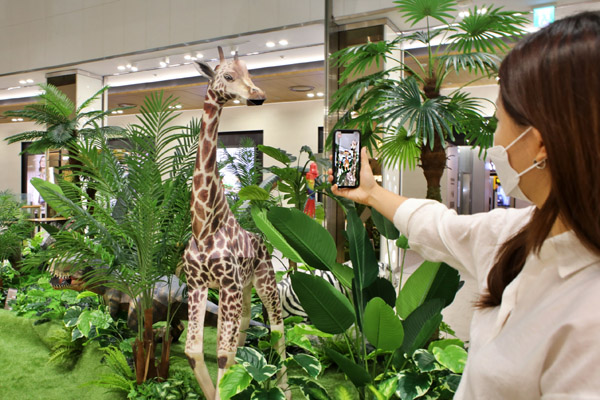 롯데백화점 김포공항점 AR Play Safari전 개최