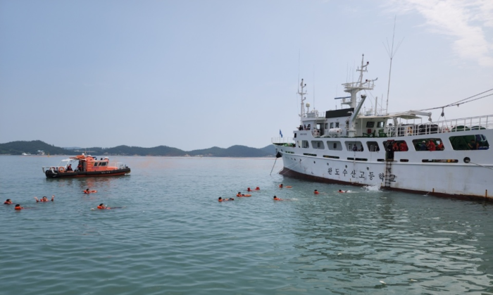 완도해경, 완도수산고등학교 해상훈련 안전관리 지원
