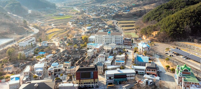 폭삭 속았수다 촬영지 합천영상테마파크, 시대 분위기 체험 공간으로 진화