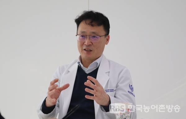 [명의]  하얀메디컬, 피부·성형·미용분야 경남 최고의 병원으로 만들겠다