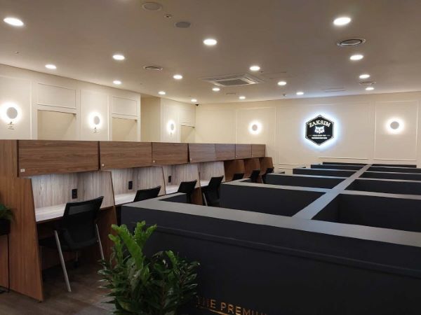 ‘대형화’와 ‘프리미엄화’로 전국 제패… 작심 스터디카페 전략 주목